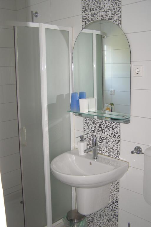 Apartment Vallelunga Pula Phòng bức ảnh