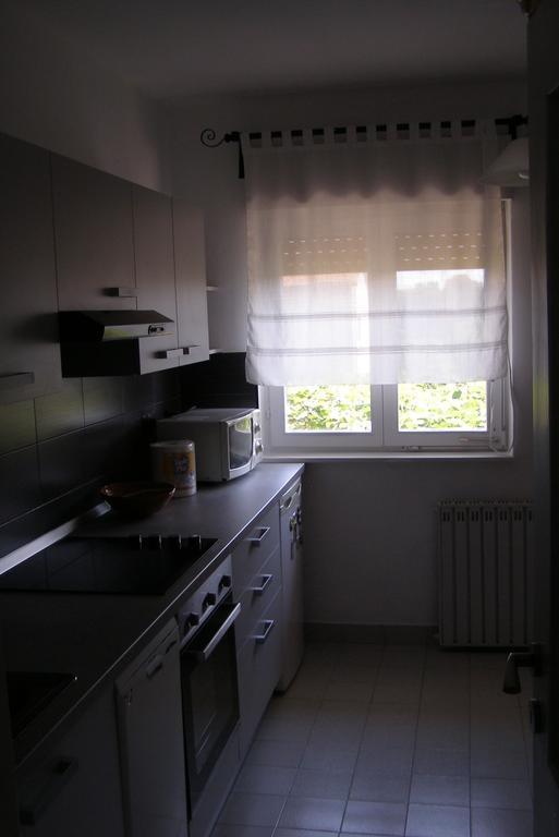 Apartment Vallelunga Pula Phòng bức ảnh