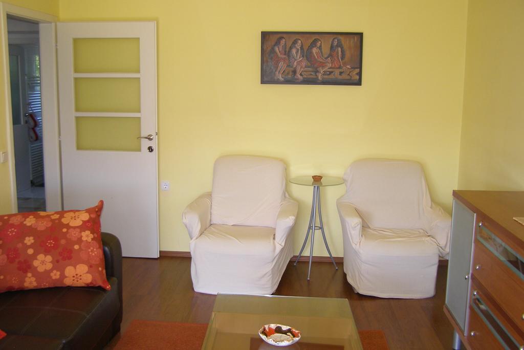 Apartment Vallelunga Pula Phòng bức ảnh